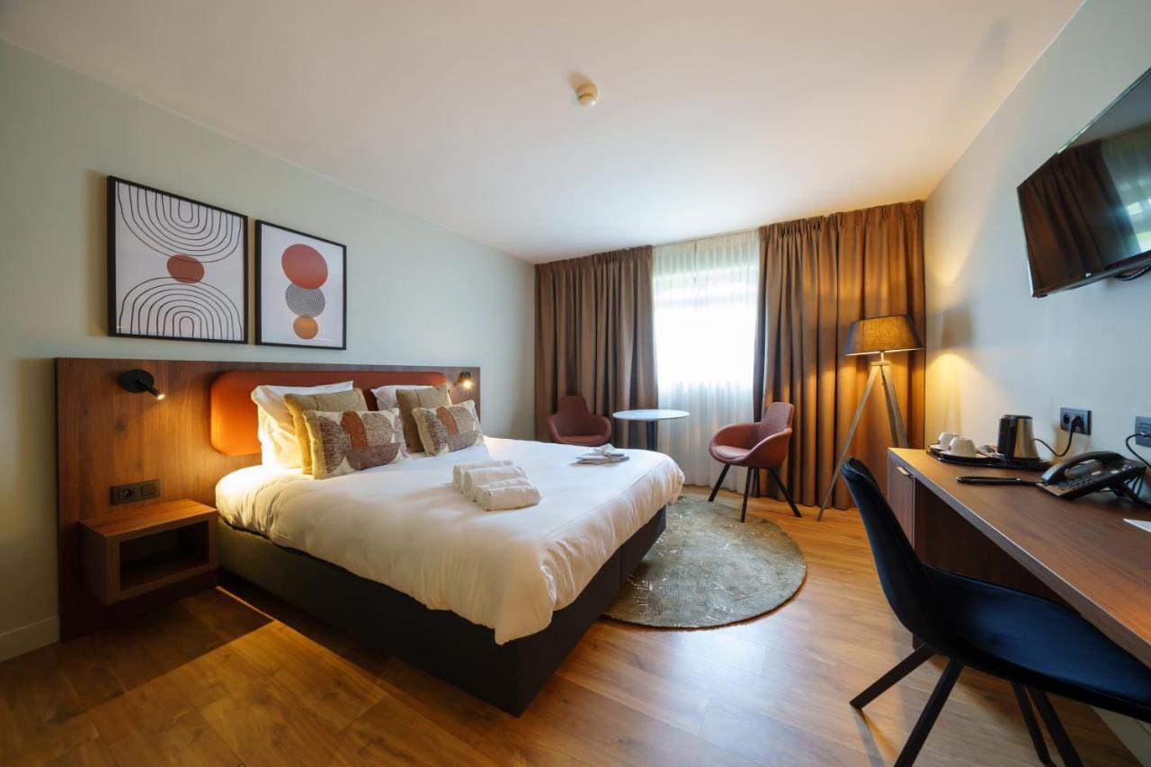 Hotel Les Jardins De La Molignee Dinant Ngoại thất bức ảnh